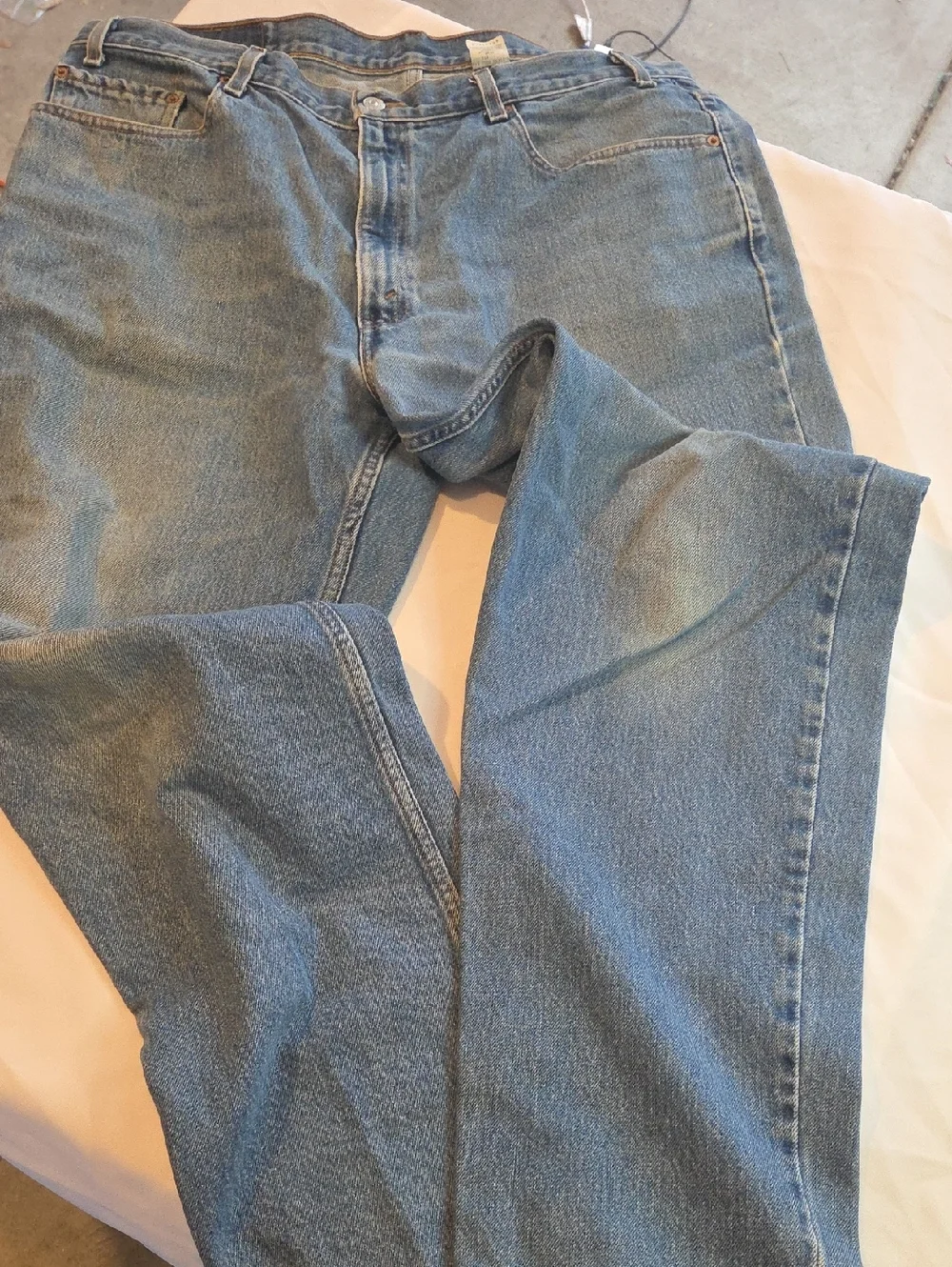 Levi's Distressed Men's Straight-Leg Light Blue Denim Jeans